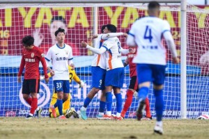 开云体育app-【中超】谭龙头槌马德鲁加破门 泰山客场2比1胜亚泰