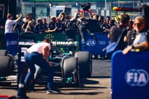 kaiyun·(中国)官方网站-梅赛德斯成也一停，败也一停