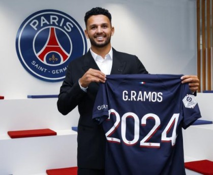 开云体育app-巴黎官宣贡萨洛·拉莫斯，先租后买砸8000万中锋