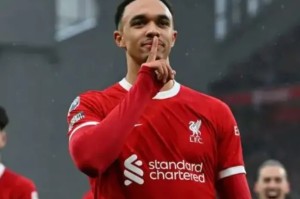 kaiyun·(中国)官方网站-婉拒曼城，皇马球星仍想留队，处境艰难却仍表态：不愿去英超|阿诺德|转会|利物浦|亚历山大-阿诺德|皇家马德里_新浪体育_新浪新闻